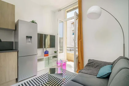 Özel oda konumu 135 Bd Léon Bourgeois, 83100 Toulon, France, 8 8 görüntüsü