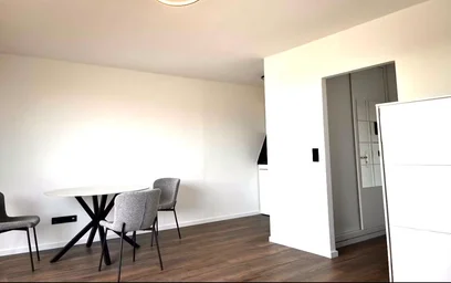Apartamento inteiro em Pöhlenweg, District 7, imagem 3 de 9