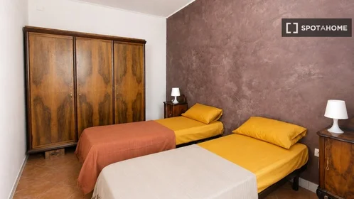 Logement entier à Via Norma Cossetto, image 5 de 16