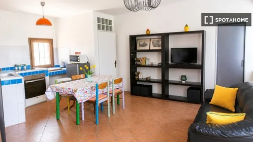 Logement entier à Via Norma Cossetto, image 9 de 16
