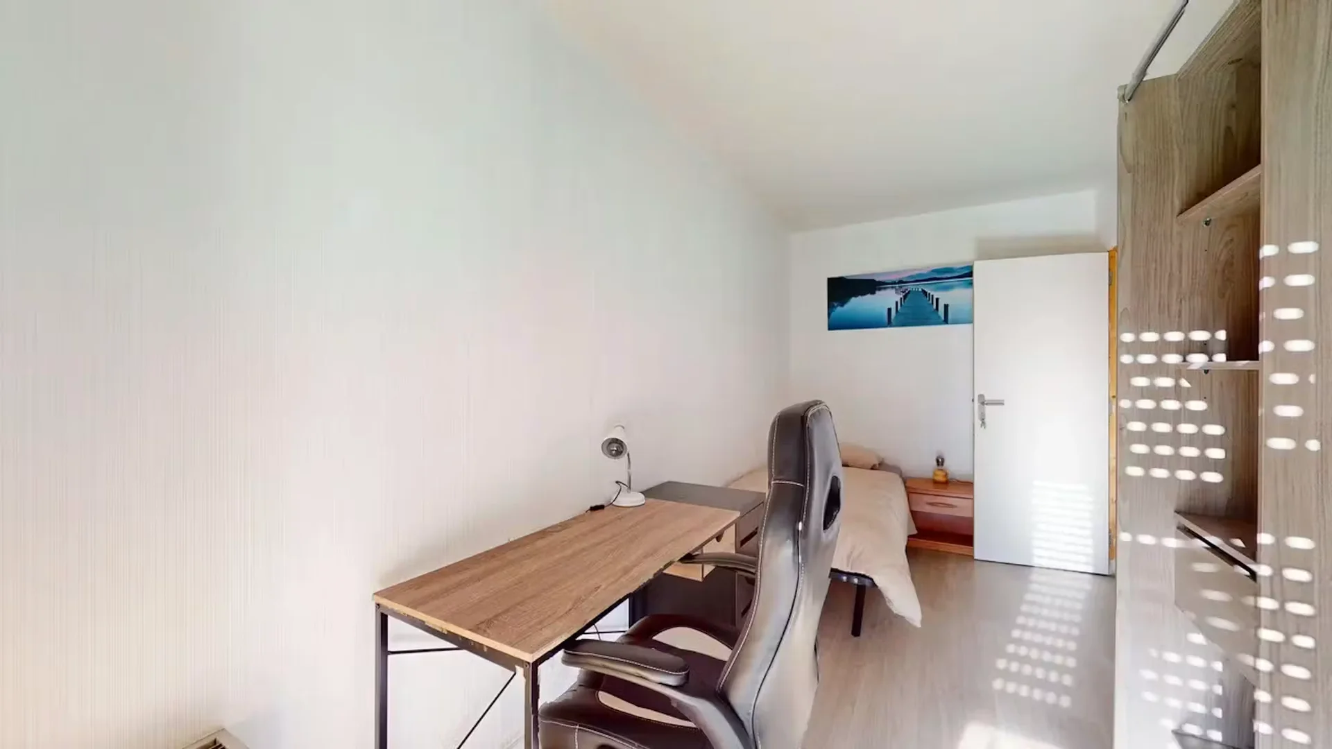 Studentenfreundliches Zimmer in  mit modernen Annehmlichkeiten