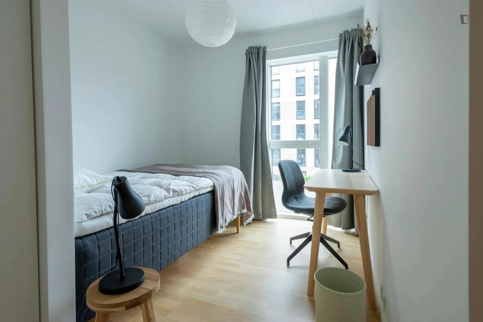 Habitación acogedora para estudiantes disponible en 