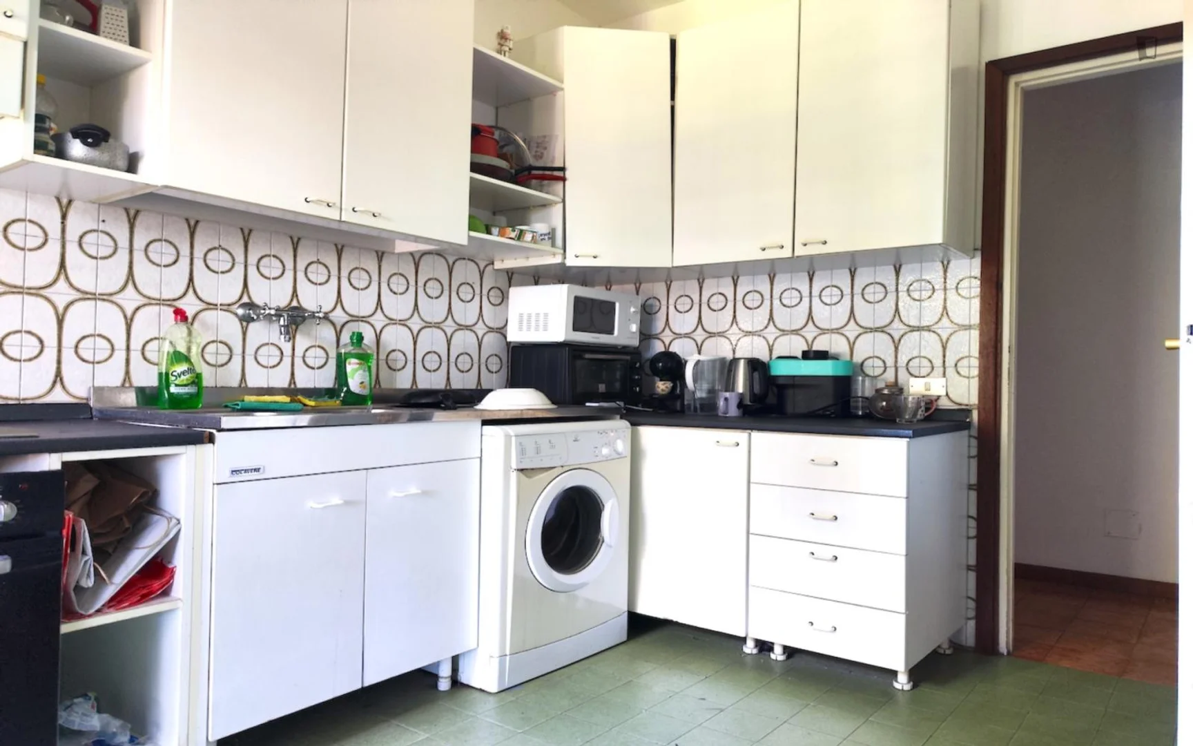 Habitación estudiantil económica con ubicación conveniente en 