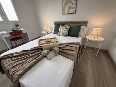 Privatzimmer in der C. Princesa, bild 1 von 10