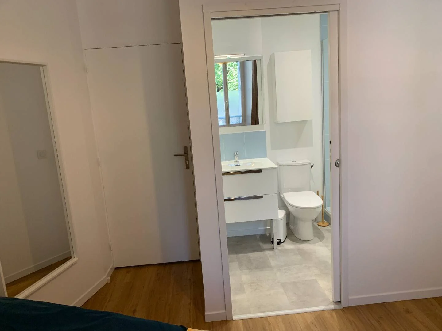 Chambre d'étudiant économique avec emplacement pratique dans 