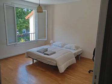 Habitación privada en Poitiers, 86000, imagen 1 de 5