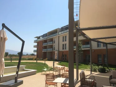 Private room in residence at Valence, 26000, image 17 of 18