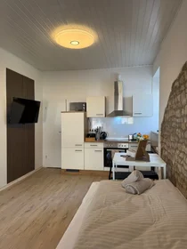 Private room at Römerstraße, image 8 of 33