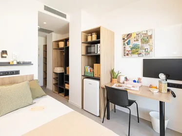 Privatzimmer im Wohnheim in der Pl. de la Marina Española, 1,, bild 5 von 15