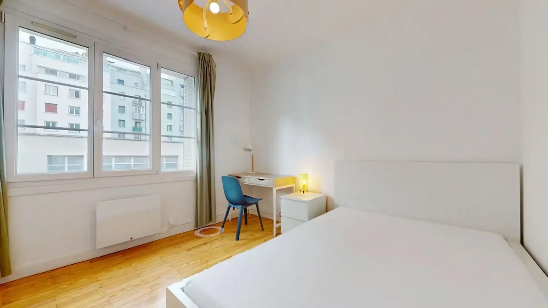 Cozy room for students available in 