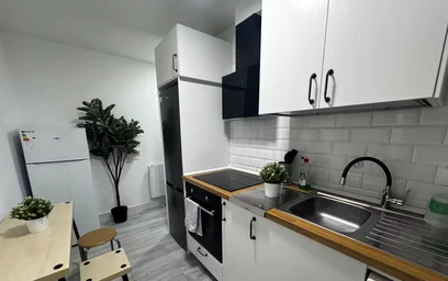 Chambre privée à Calle Alhelí, image 8 de 10