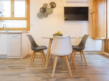 Apartamento inteiro em Calle de las Cordonerias 1, imagem 8 de 25