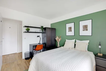 Stanza privata in 9 Rue de l'Abreuvoir, 92400 Courbevoie, France, immagine 1 di 16