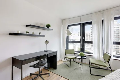 Stanza privata in 9 Rue de l'Abreuvoir, 92400 Courbevoie, France, immagine 3 di 14