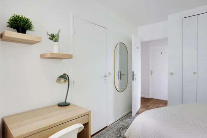 Stanza privata in 9 Rue de l'Abreuvoir, 92400 Courbevoie, France, immagine 3 di 15