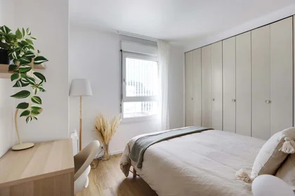 Stanza privata in 9 Rue de l'Abreuvoir, 92400 Courbevoie, France, immagine 3 di 14