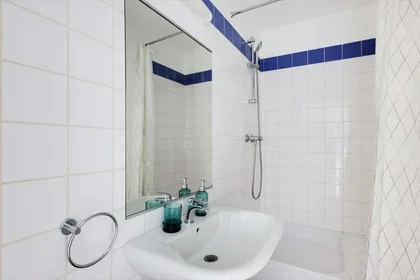 Stanza privata in 9 Rue de l'Abreuvoir, 92400 Courbevoie, France, immagine 8 di 14