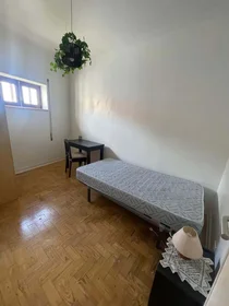 私人房间 在 Ladeira do Seminário 74, 3000 Coimbra, Portugal, 1的图像1