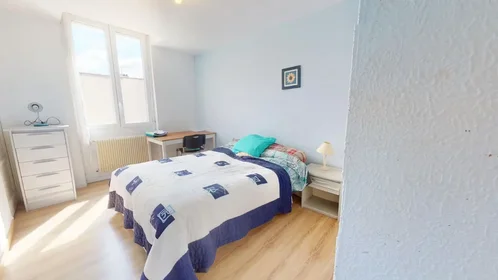 Logement entier à Rue de Tardy, Tardy-Colline des Pères, image 7 de 10