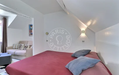 Logement entier à Rue de la Rochefoucauld, image 11 de 16