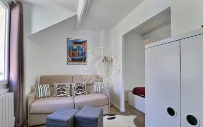 Logement entier à Rue de la Rochefoucauld, image 5 de 16