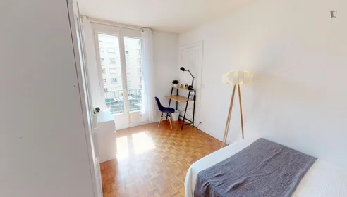 Quarto privado em Avenue Ferdinand Buisson, imagem 5 de 15
