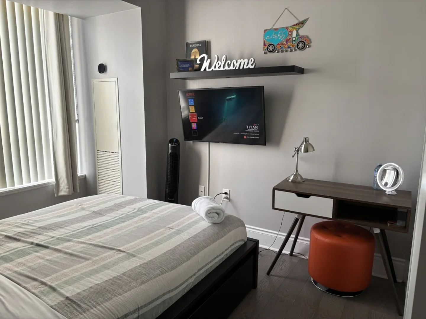 'de öğrenci dairesinde, tamamen mobilyalı kiralık oda