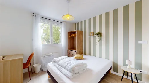 Quarto privado em 7 rue de Bordeaux, imagem 13 de 21