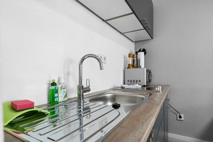 Private room at Amtsgerichtsstraße, image 13 of 16