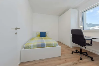 Chambre privée à Via per Cognola, 19, 38122 Trento TN, Italy, image 1 de 31
