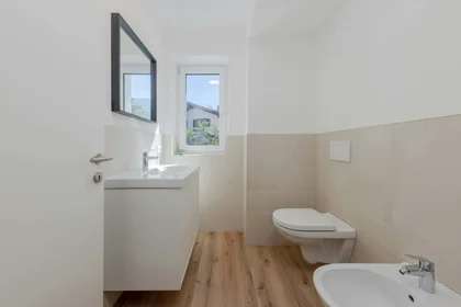 Chambre privée à Via per Cognola, 19, 38122 Trento TN, Italy, image 27 de 31