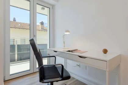Chambre privée à Via per Cognola, 19, 38122 Trento TN, Italy, image 2 de 31