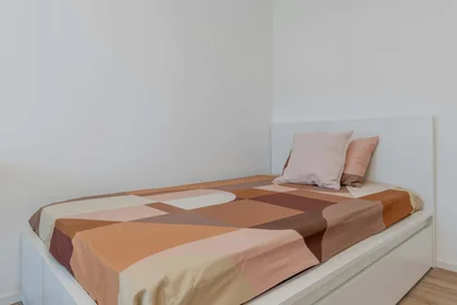 Chambre privée à Via per Cognola, 19, 38122 Trento TN, Italy, image 3 de 31