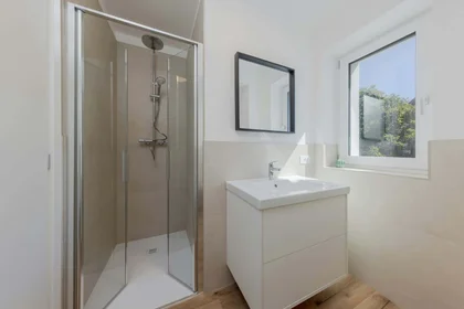 Chambre privée à Via per Cognola, 19, 38122 Trento TN, Italy, image 26 de 29
