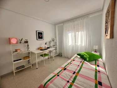 Prywatny pokój Carrer Garbinet, 32, 03012 Alacant, Alicante, España, obraz 1 24