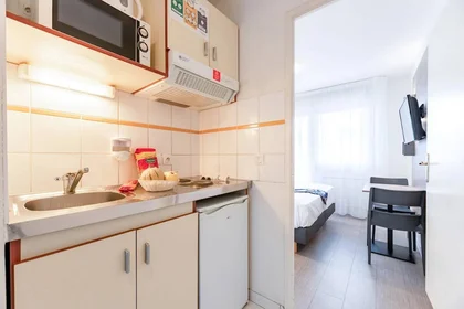 Privatzimmer im Wohnheim in der Le Havre, 76600, bild 3 von 9