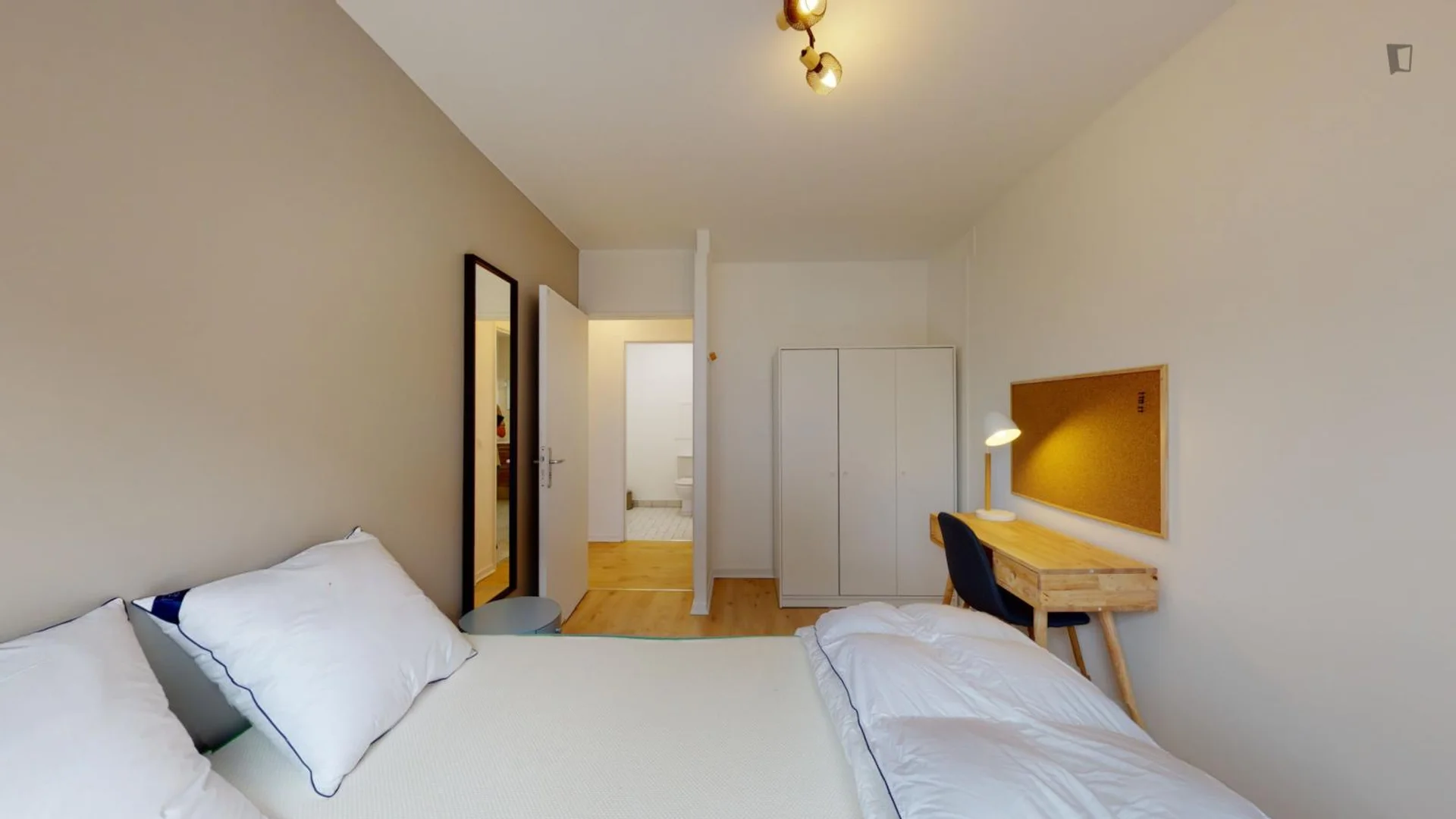 Preisgünstiges Studentenzimmer in günstiger Lage in