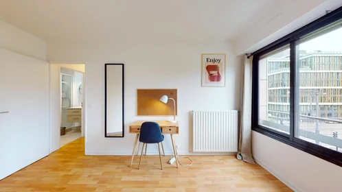 Quarto privado em Avenue du Centre, imagem 3 de 12