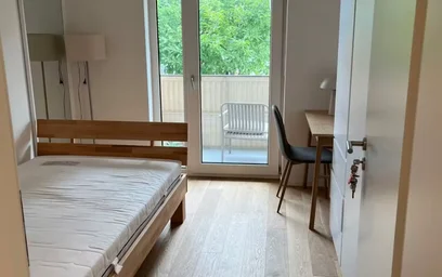 Helles Privatzimmer in {area}