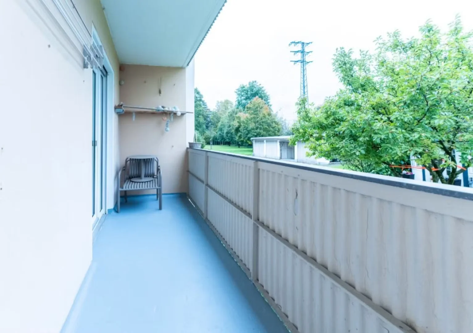 Funktionelles Studentenzimmer perfekt zum Studieren in 