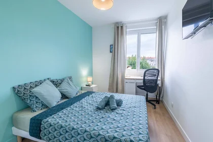 Private room at Clermont-ferrand, 63100, image 11 of 25