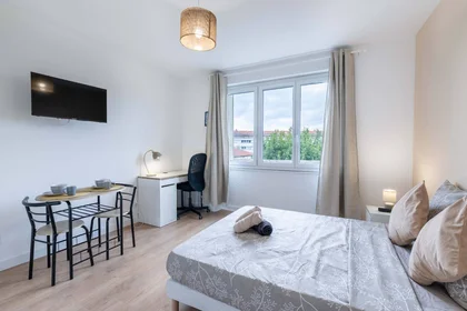 Private room at Clermont-ferrand, 63100, image 7 of 25