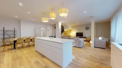 Private room at 194 Rue Pelleport, 33800 Bordeaux, France, image 11 of 15