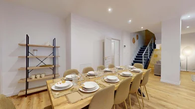 Private room at 194 Rue Pelleport, 33800 Bordeaux, France, image 13 of 15