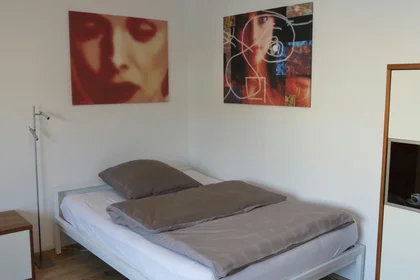 Logement entier à Kronprinzenstraße, Unterbilk, image 1 de 10
