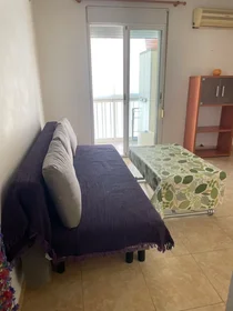 Dairenin tamamı konumu Carrer de Martínez de Tena, , 7 10 görüntüsü