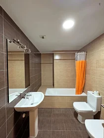 Quarto privado em Calle Arroyo Cedrón, imagem 18 de 20