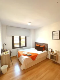 Quarto privado em Calle Arroyo Cedrón, imagem 4 de 20