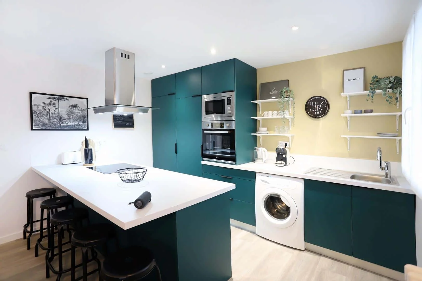 Habitación en apartamento estudiantil en alquiler en , completamente amueblado