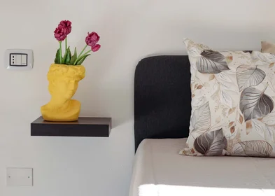 Quarto privado em Viale G. Marconi, 180, 65127 Pescara PE, Italia, imagem 8 de 37
